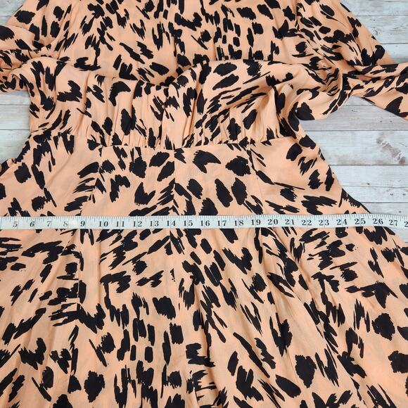 ASOS DESIGN Curve Floaty Romper Size 14 NWT - Picture 10 of 12